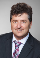 Dr. Stefan Kiefer Dr. Stefan Kiefer