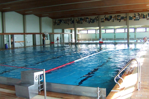 Der absenkbare Hubboden macht das Spickelbad bei Schwimmern sehr beliebt. Quelle: Sport- und Bäderamt