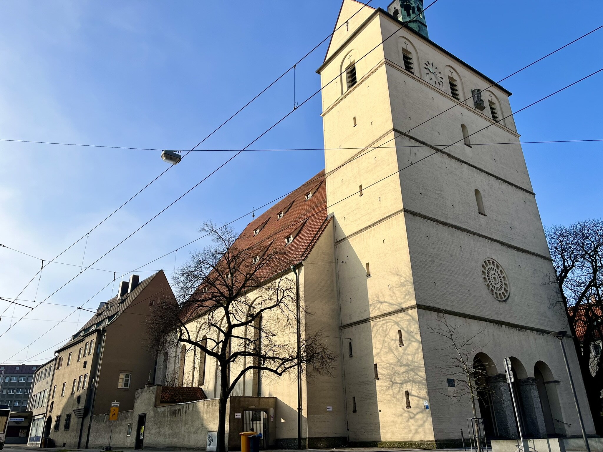 Kirche St. Johannes von außen