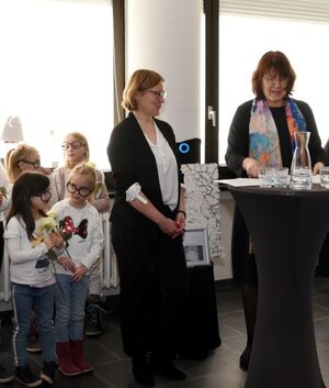 Stimmungsvoller Auftakt zum ersten Neujahrsempfang mit Vernissage des Amtes Kindertagesbetreuung