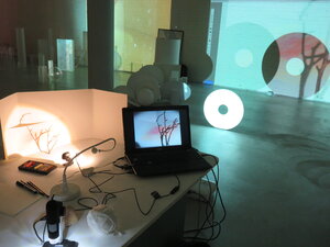 Multimediale Lichtinstallation im Malaguzzi Zentrum