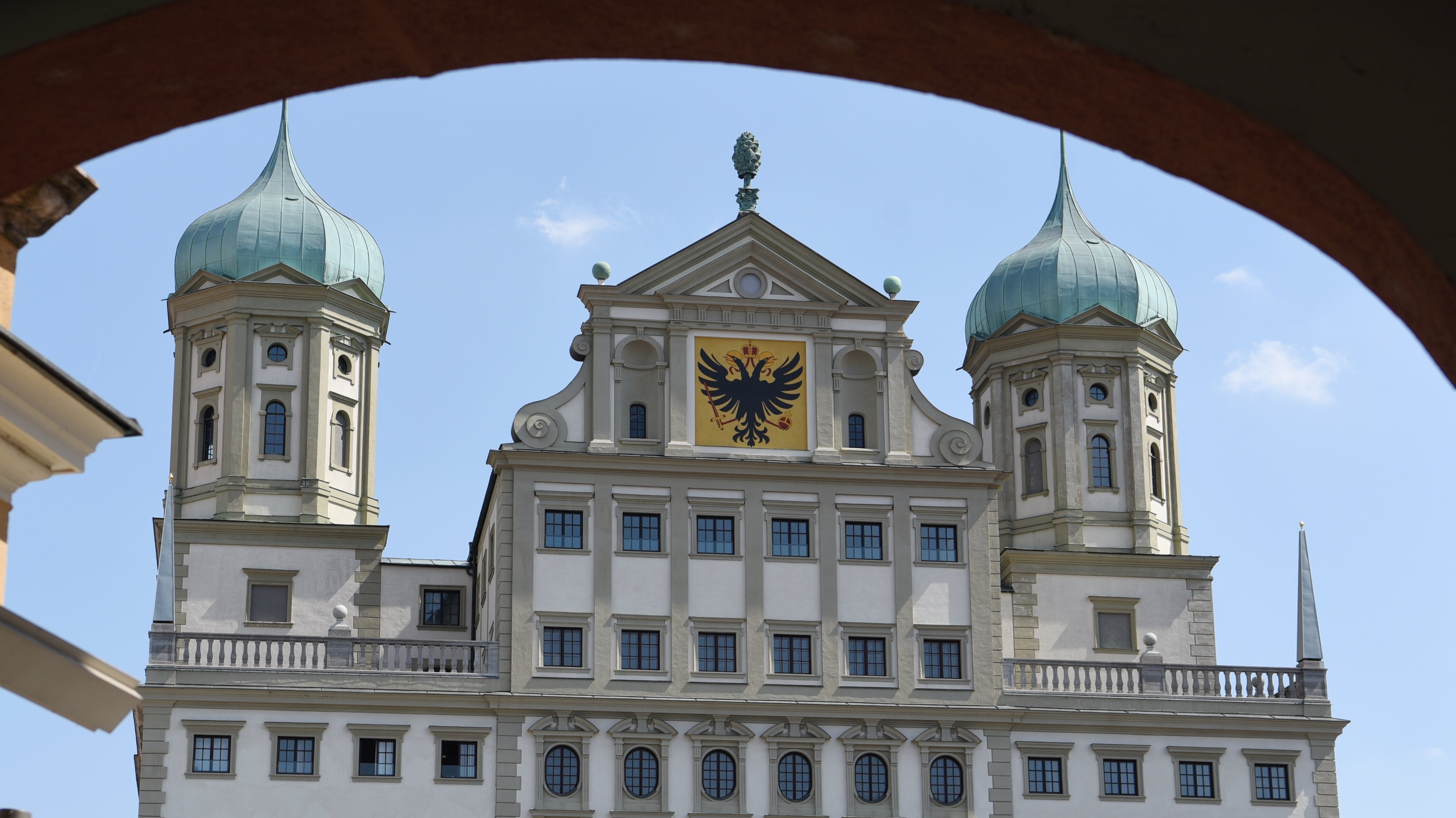 Außenaufnahme des Augsburg Rathauses