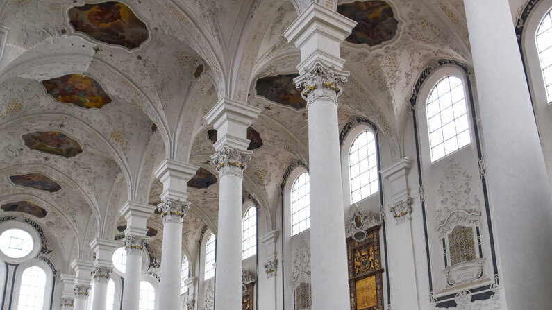 Innenansicht der renovierten Dominikanerkirche