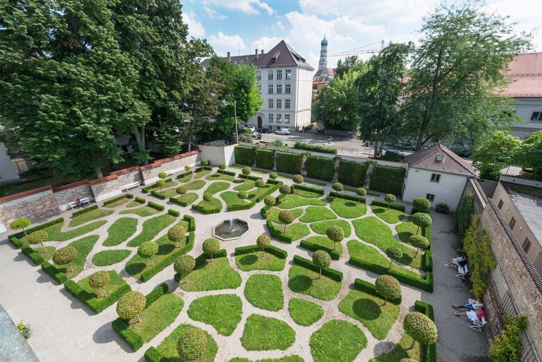 Zum „Tag der offenen Gartentür“ lädt der RokokoGarten im