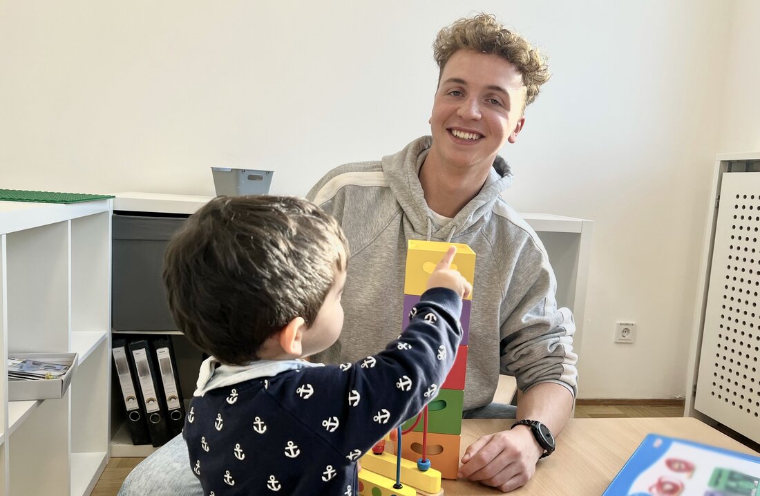 Interview mit OptiPrax-Studierenden David Hesselt aus der städtischen Kita St. Stephan