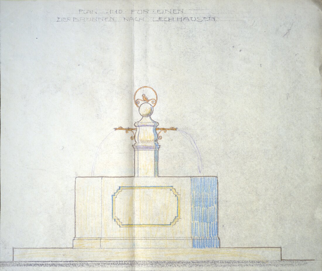 Gedenkbrunnen zum Anschluss Lechhausens an die Augsburger Trinkwasserversorgung – Detailansicht; 24. Januar 1914; kolorierte Federzeichnung, Papier, 30 cm h x 36 cm b; Stadtarchiv Augsburg, HAV, Aktengebiet 3 (Bauwesen) – Bestand 45, Nr. 651.