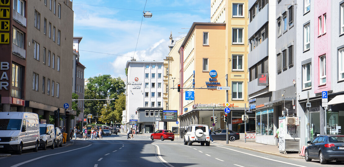 Blick auf die Ost-West-Achse Richtung Staatstheater
