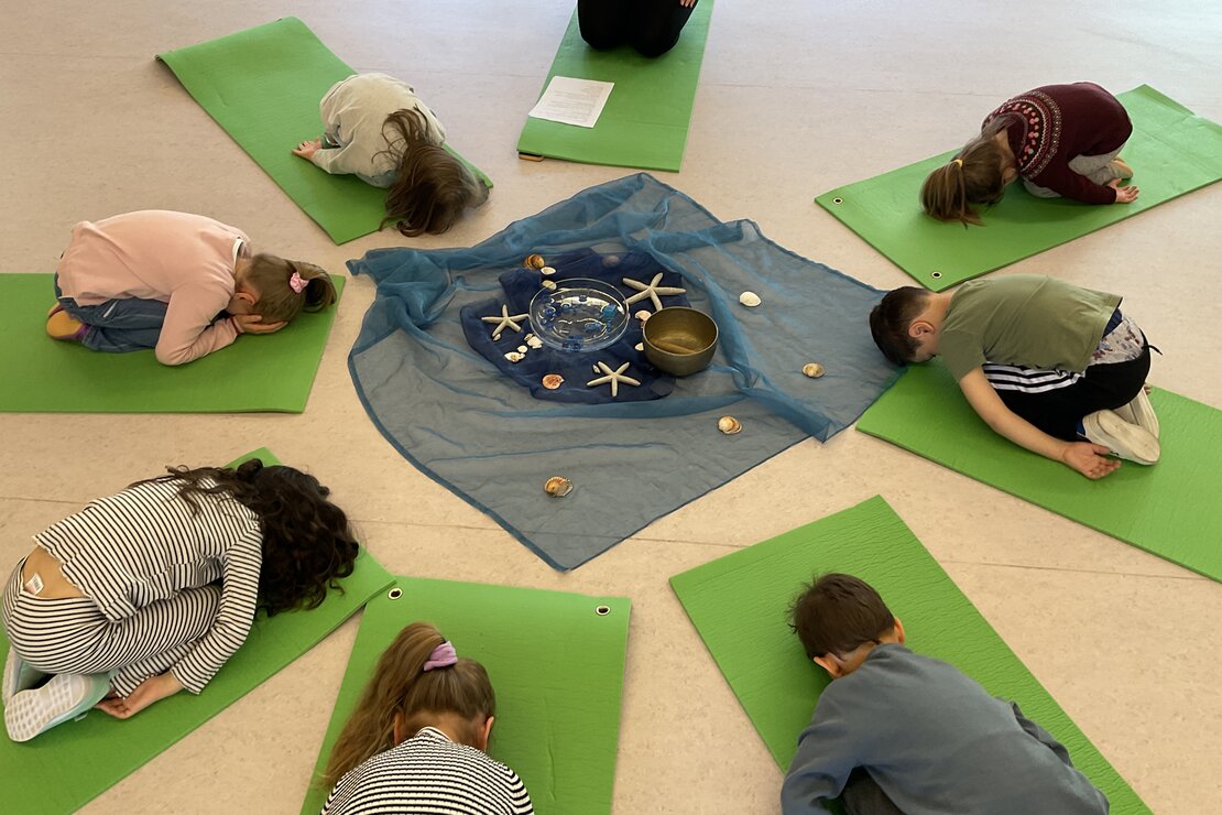 Kinder Yoga