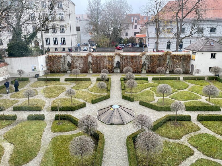 RokokoGarten und Viermetzhof sind wieder zugänglich Stadt Augsburg