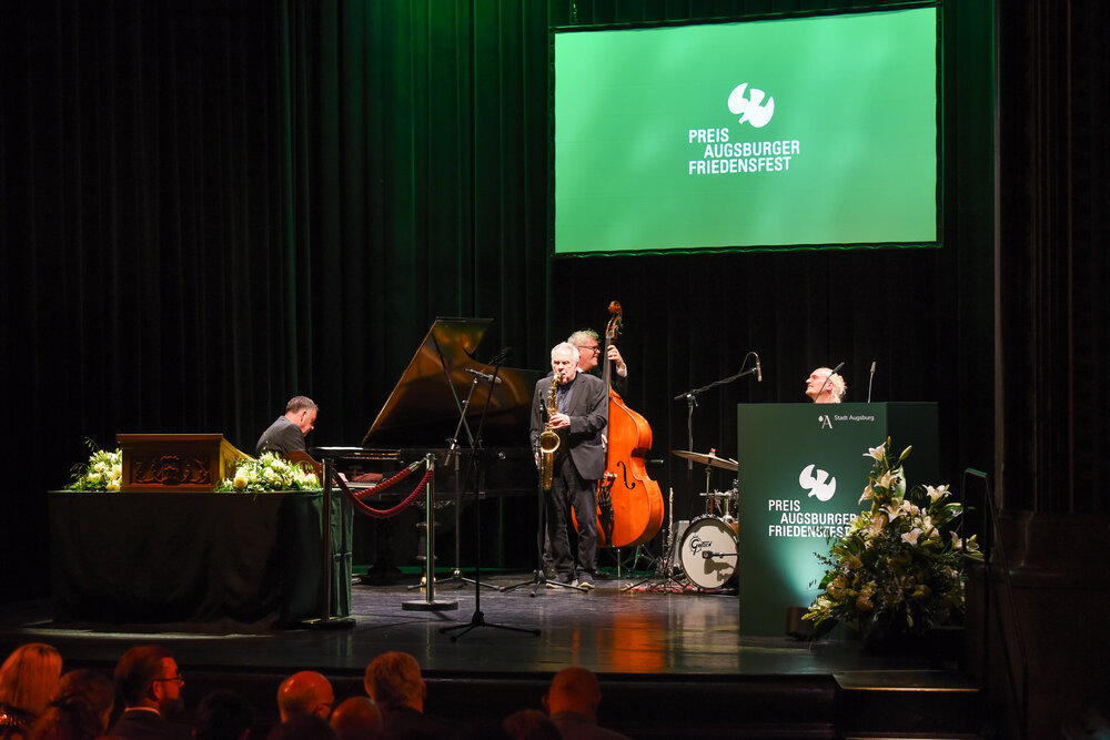 Verleihung des Augsburger Friedenspreises 2025 an Dr. Josef Schuster, Vorsitzender des Zentralrats der Juden in Deutschland.