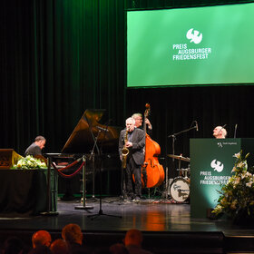 Verleihung des Augsburger Friedenspreises 2025 an Dr. Josef Schuster, Vorsitzender des Zentralrats der Juden in Deutschland.