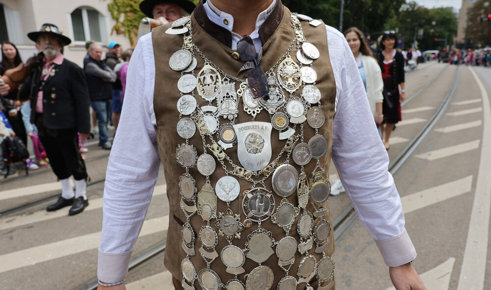 In Tracht zum festumzug