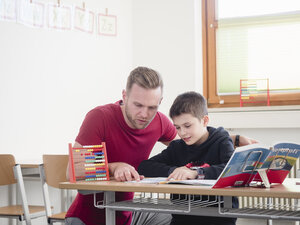  Infoveranstaltung zur neuen Ausbildung „Pädagogische Fachkraft für Grundschulkindbetreuung – Stadt Augsburg sucht noch neue Interessierte