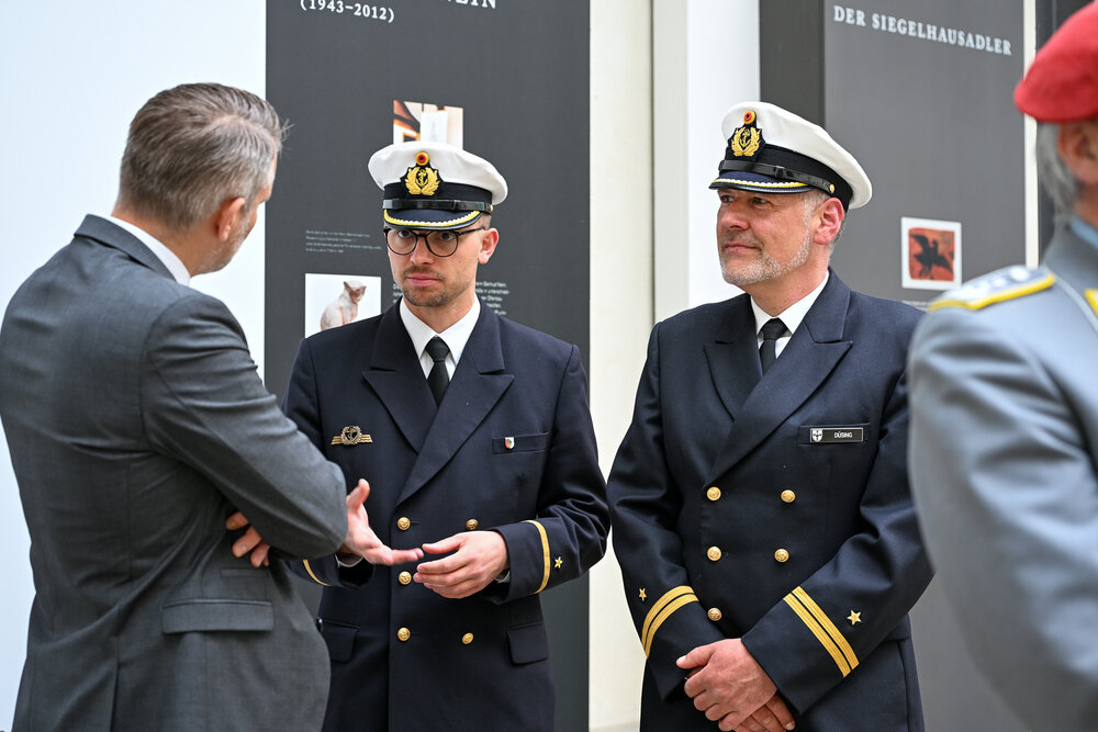 Besuchs einer 10-köpfigen Delegation der Besatzung des Patenschiffs Korvette „Augsburg“