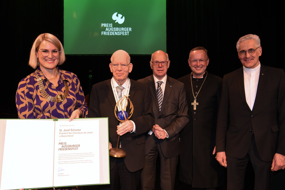 Verleihung des Augsburger Friedenspreises 2025 an Dr. Josef Schuster, Vorsitzender des Zentralrats der Juden in Deutschland im Kurhaus 