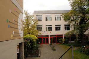 Berufsfachschule für Kinderpflege Berufsschulzentrum für soziale Berufe der Stadt Augsburg
