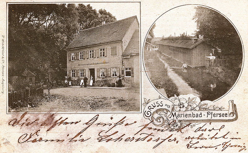 Ansichtskarte des Marienbads in Pfersee; 1904; kolorierter Druck, Papier, 10,5 cm h x 15 cm b (Reprografie: 10,5 cm h x 17 cm b); Privatbesitz.