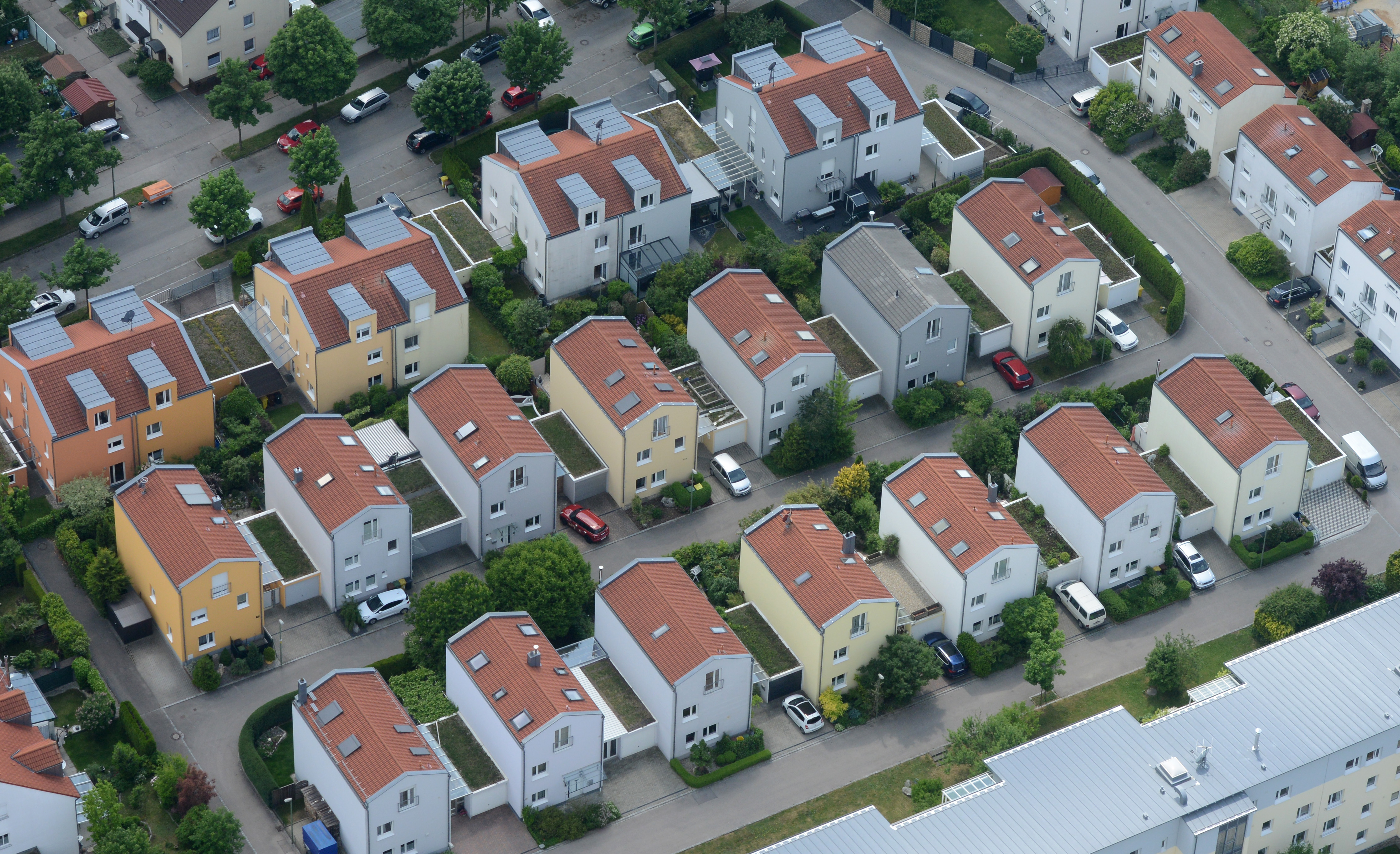 Luftbild von Einfamilienhaussiedlung