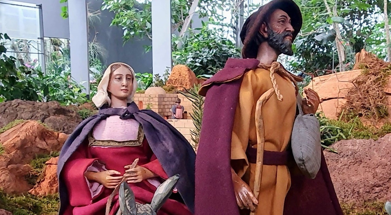 Josef und Maria als Krippenfiguren.