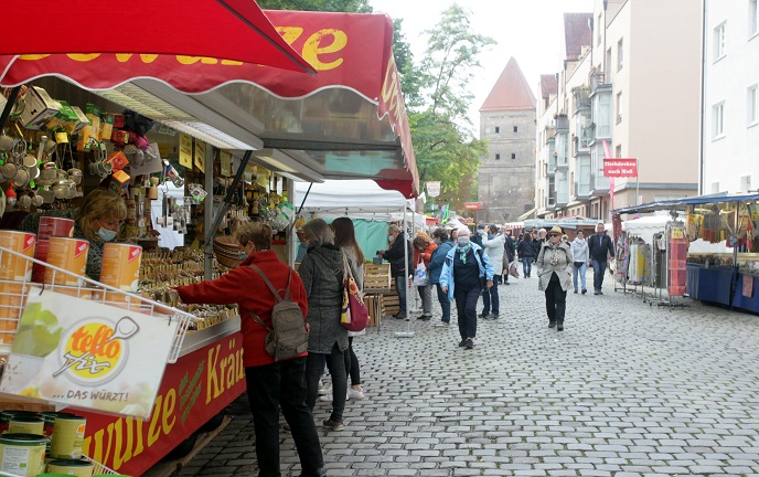 Dult. Foto: Annette Zoepf/Stadt Augsburg Dult. Foto: Annette Zoepf/Stadt Augsburg